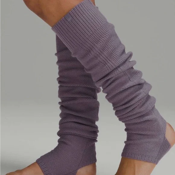NEW Lululemon convertible Leg Warmers - Picture 2 of 14